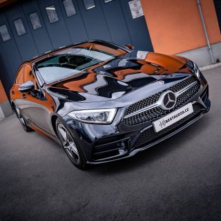 Nezastavíme se před ničím! 💪 Do Mercedesu CLS 2020 se nám (pravděpodobně) jako jediným na světě podařilo namontovat repro...